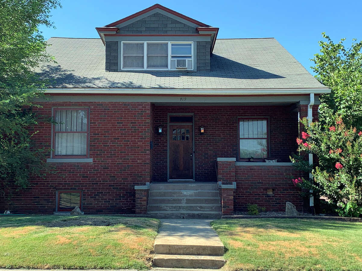 This tri-plex apartment at the northwest corner of Hillsboro and North Fillmore is Edwardsville's most recent non-owner-occupied, short-term rental property, using the main floor while the other two apartments within are long-term rentals. 