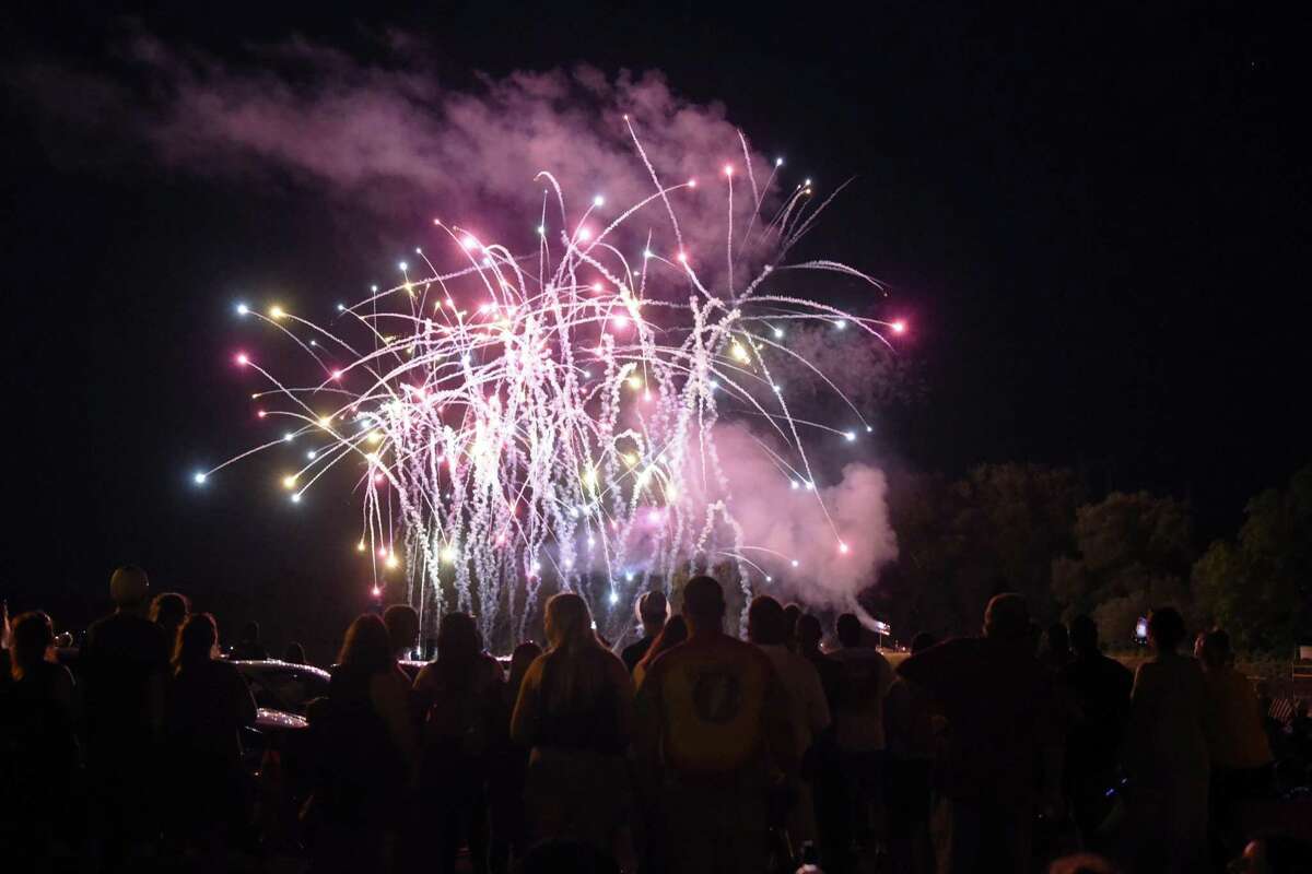 Middletown fireworks fest moves to rain date due to forecast