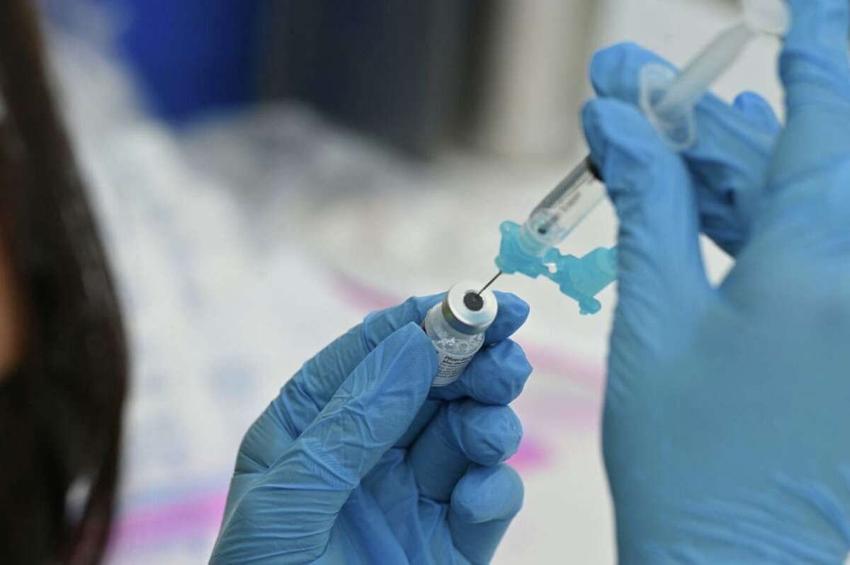 猴痘疫苗供应短缺，公共卫生当局似乎没有为病例激增做好准备。