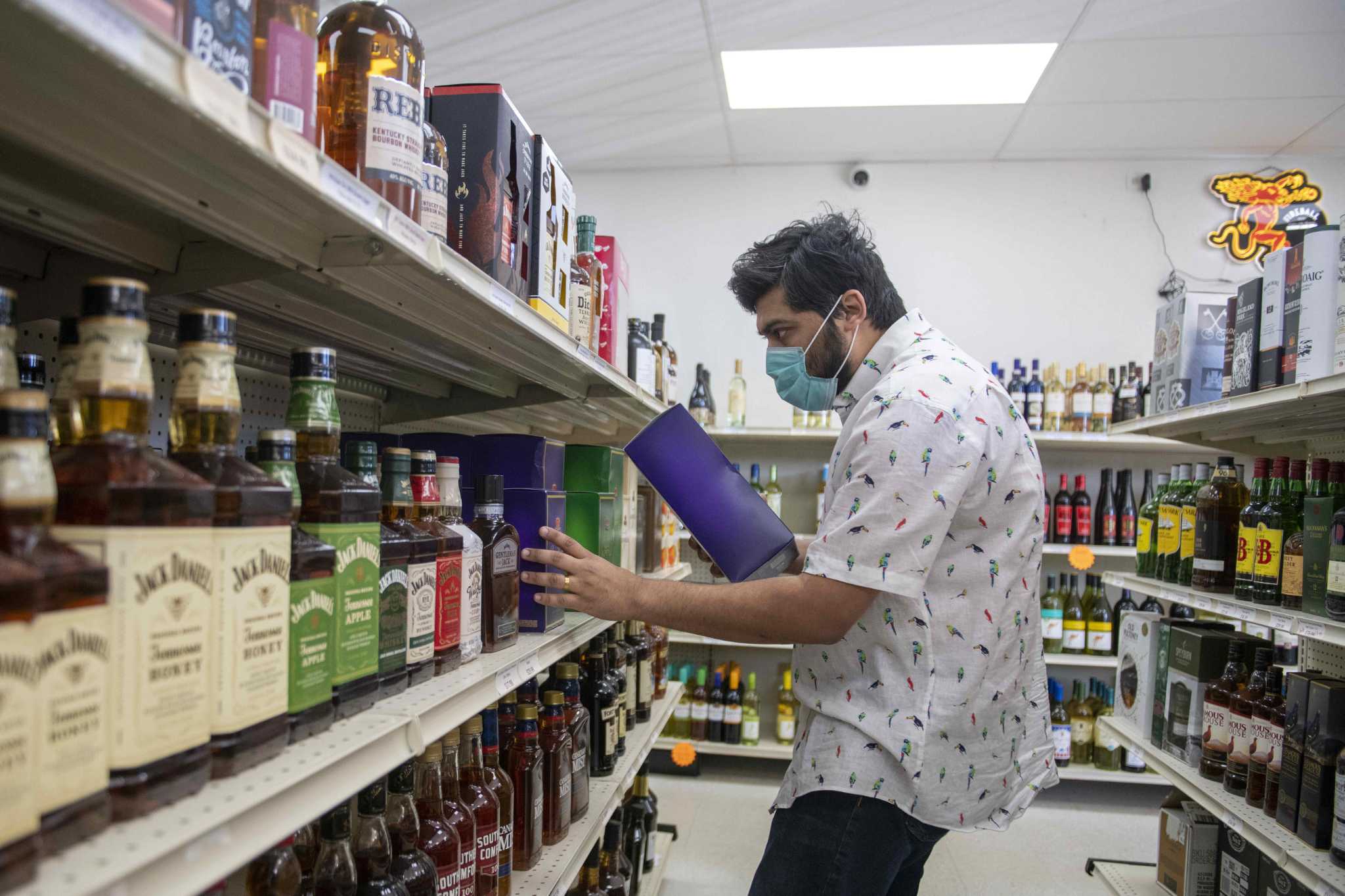 Dec. 23 is the last day to buy liquor before Christmas