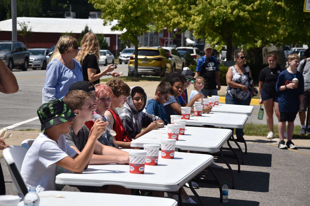 Ice cream contest nets 45 competitors in 3 age groups during Manistee