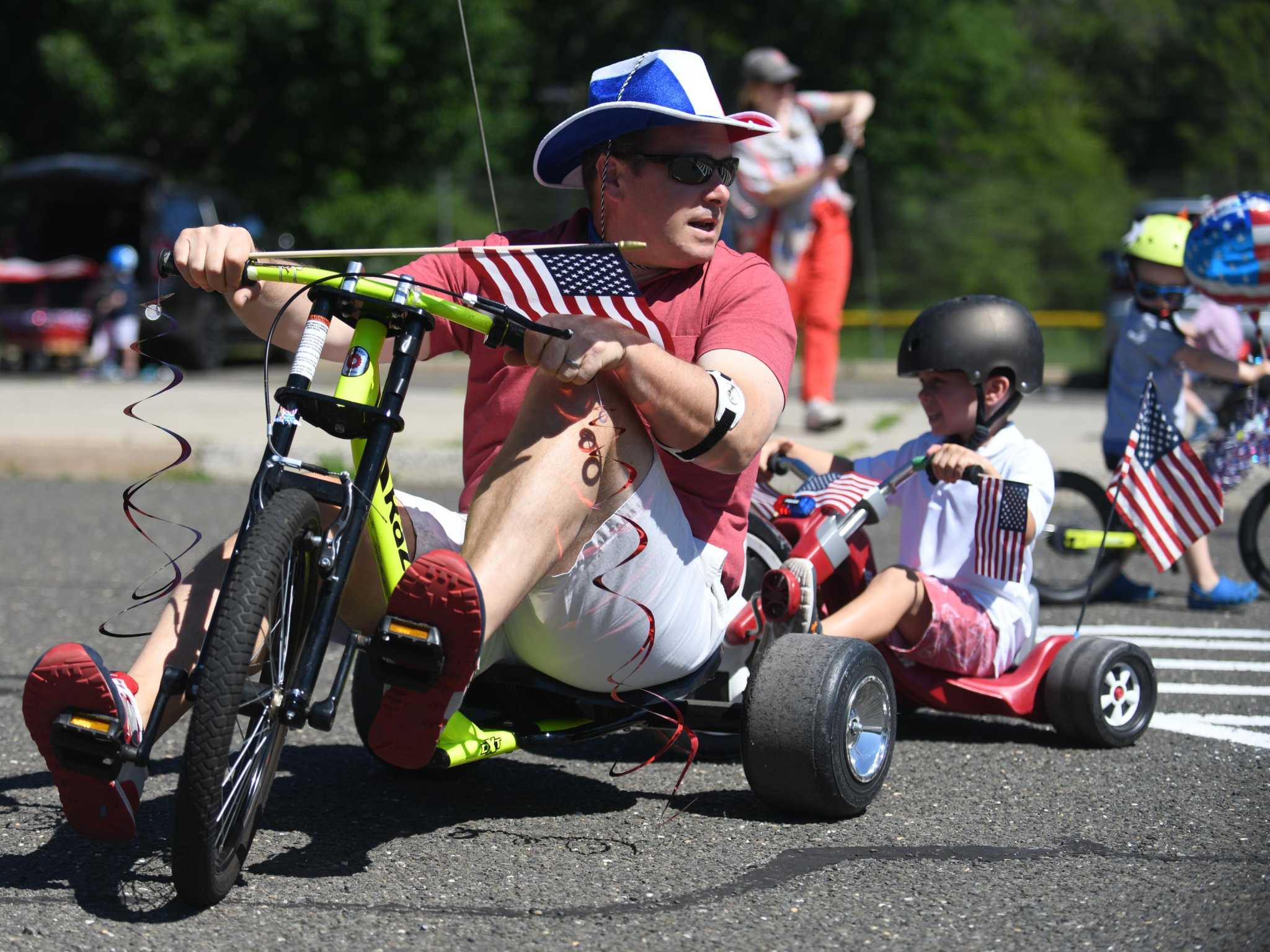 In Photos: Darien July 4th celebration featured the annual Push-n-Pull Parade - Vimarsana News