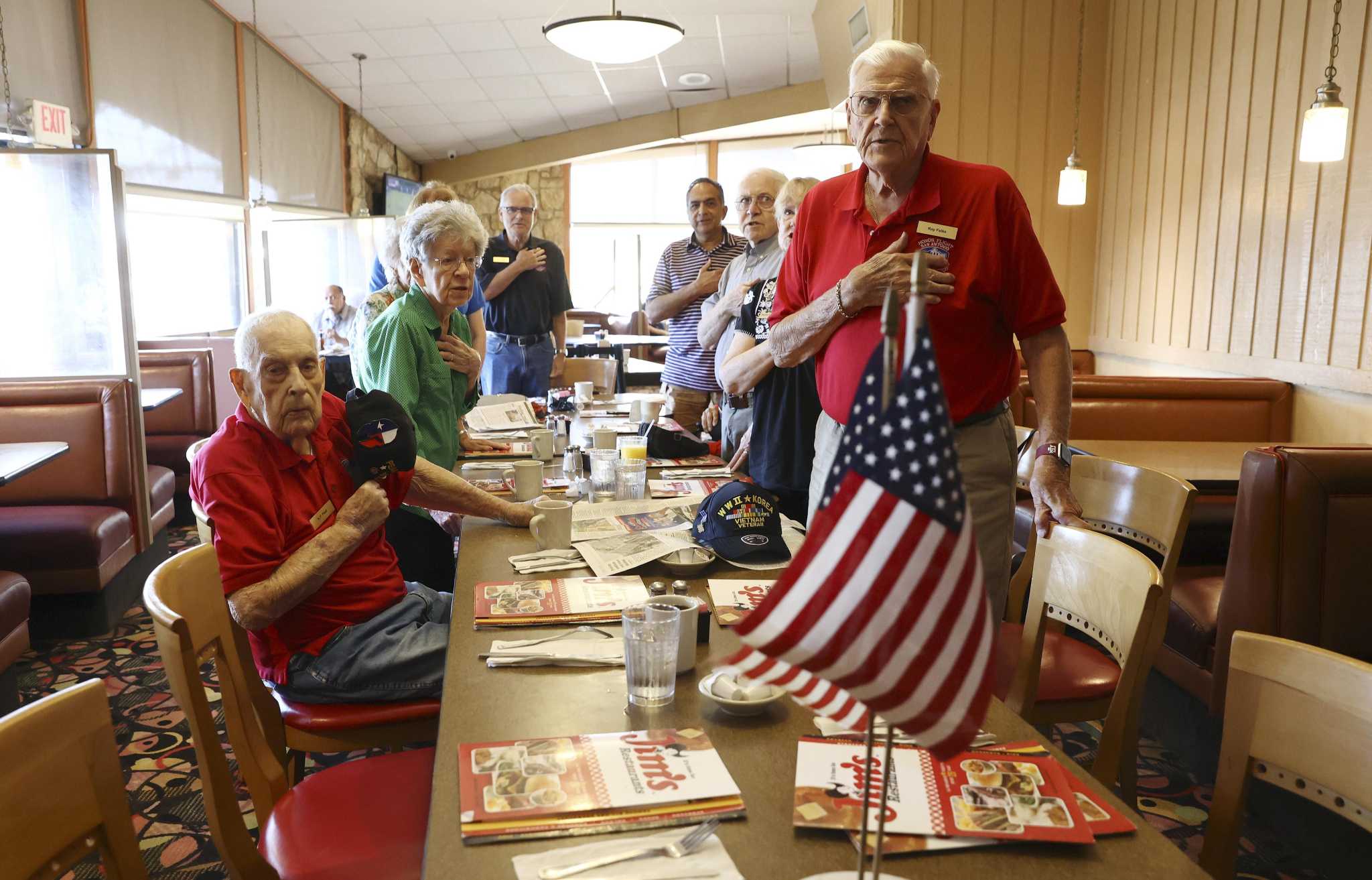 As veterans age, S.A. man salutes their service with breakfast - Vimarsana News
