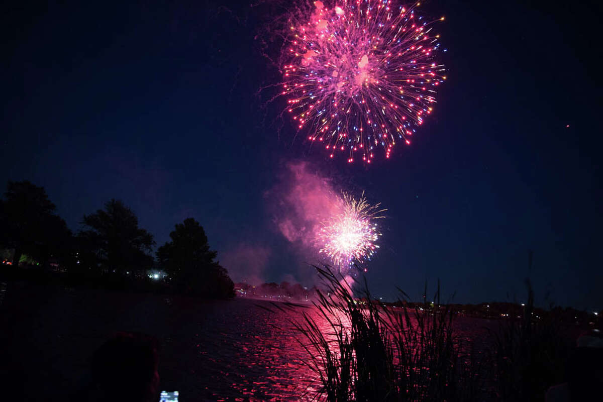 San Antonio's Fireworks Celebration at Woodlawn Park