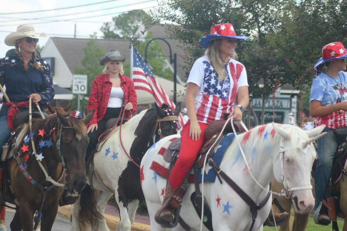 Friendswood parade filled with Fourth sights and sounds