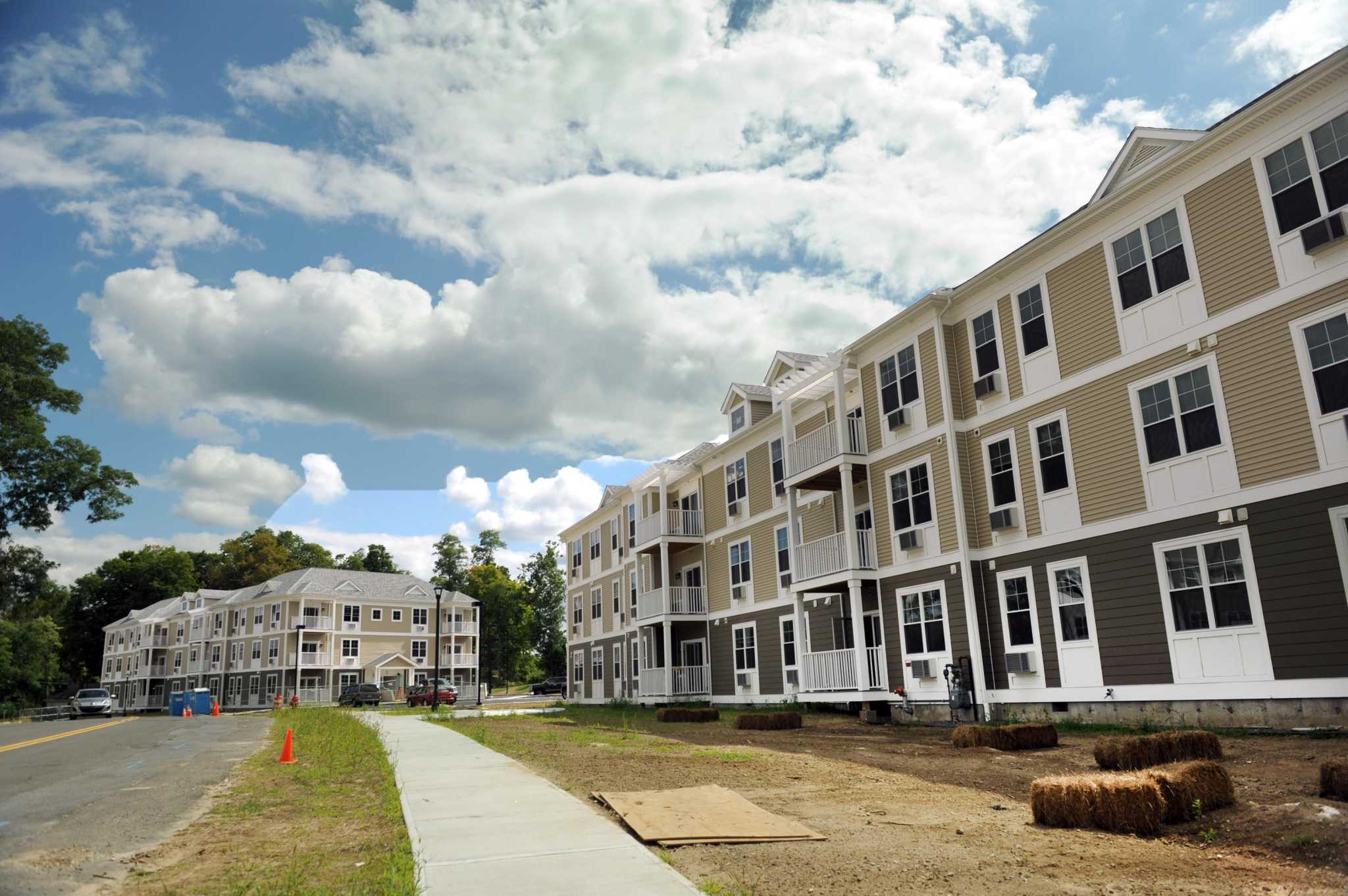 CT extends affordable housing moratorium in Brookfield