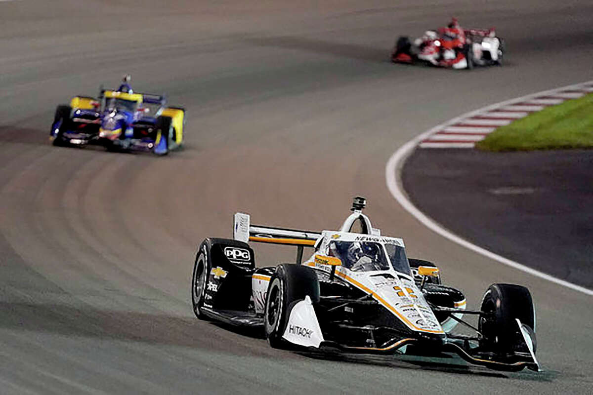 Josef Newgarden (2) drives to victory in last year's Bommarito 500 at World Wide Technology Raceway in Madison.