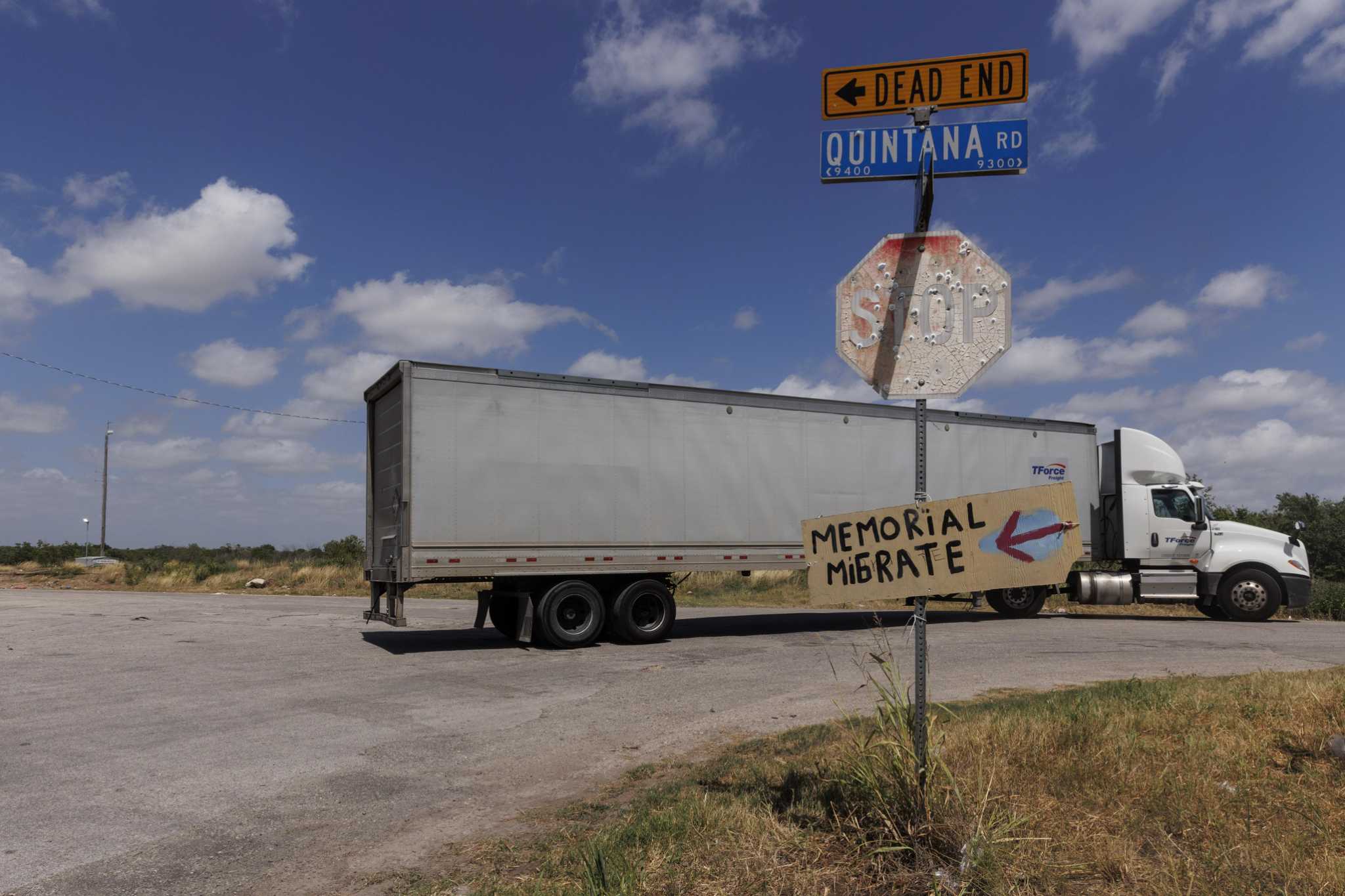 Before human-smuggling disaster in San Antonio, 5 rigs caught illegally ferrying immigrants this year - Vimarsana News