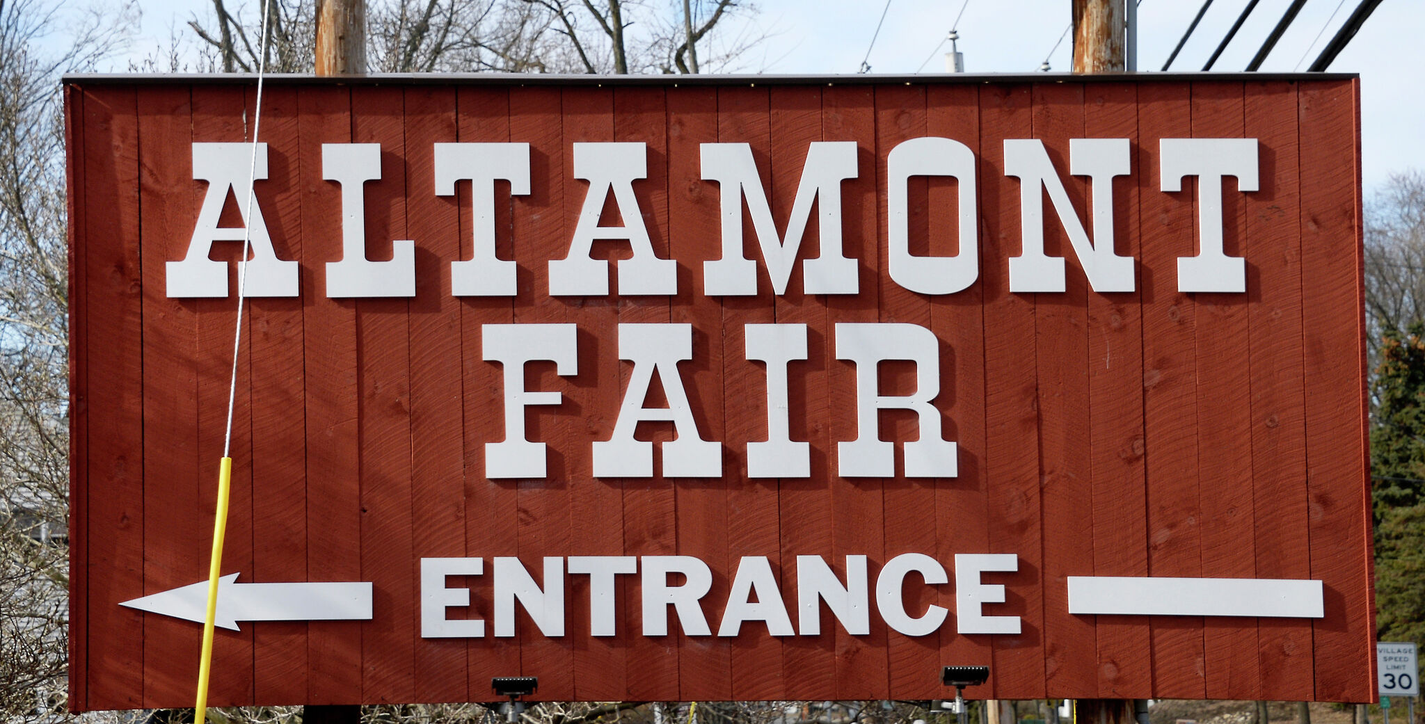 8 hours in Altamont: Stewart's, yarns, history, community - Vimarsana News