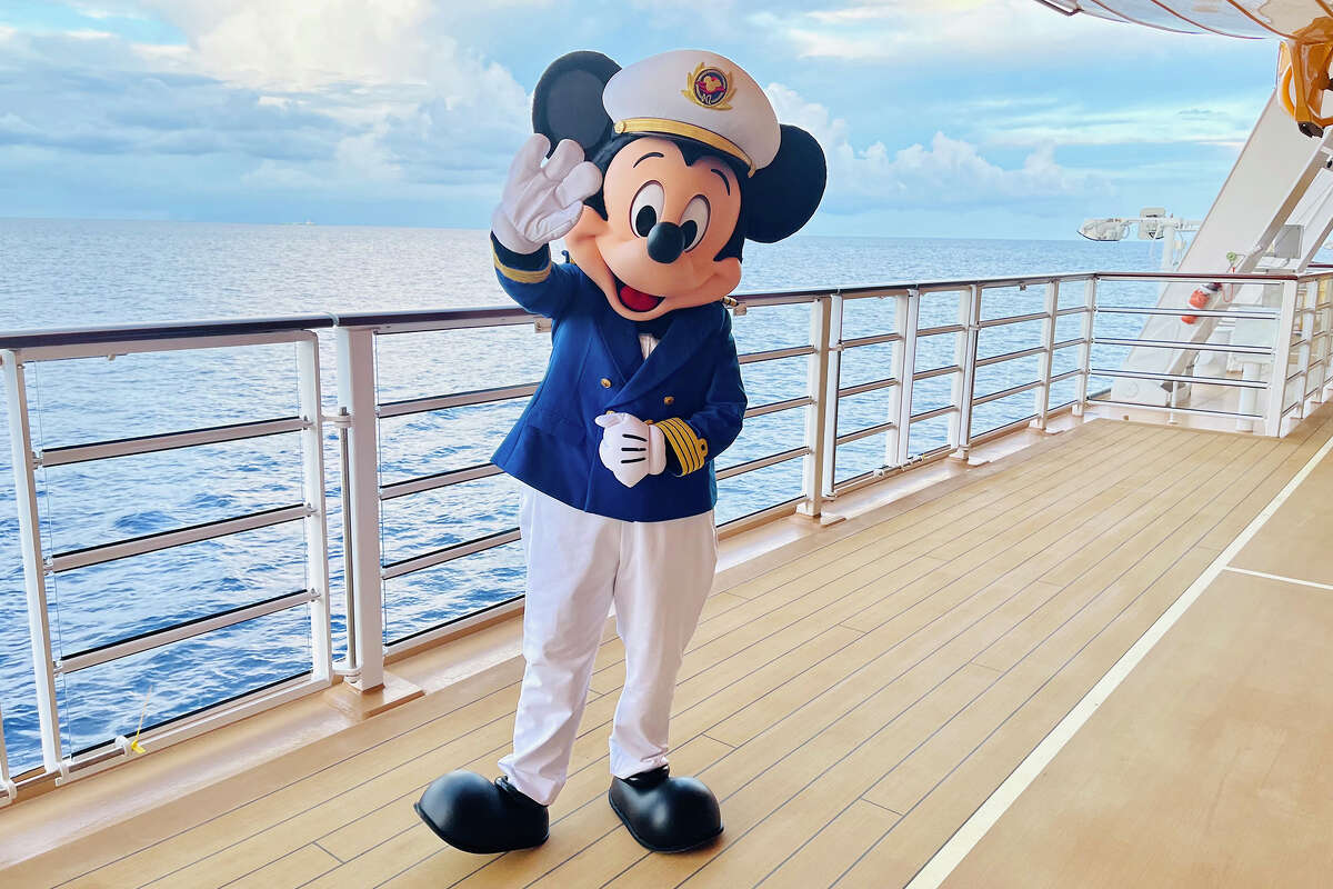 Chumleys bear cruises