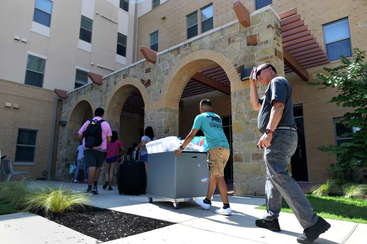 Students move into Esperanza Hall, a dormitory on the Texas A&M University-San Antonio campus, in 2019.