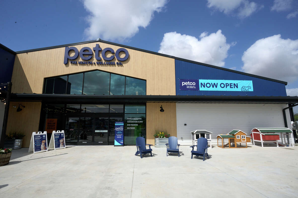 Floresville is the home of Petco's new rural store aimed at farm and ranch owners. Don't worry, typical pet owners are also welcome.