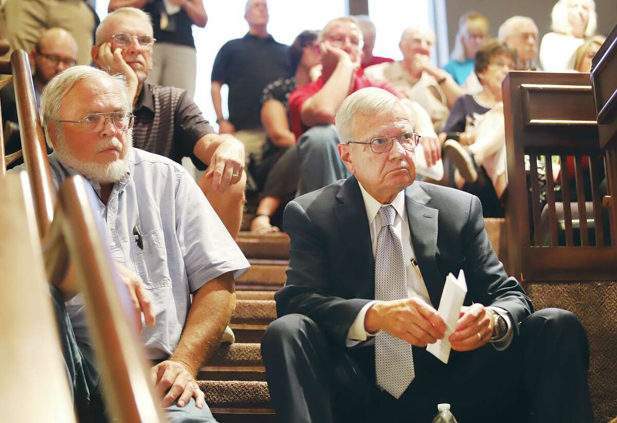 Madison County Board limits Prenzler's powers as chairman