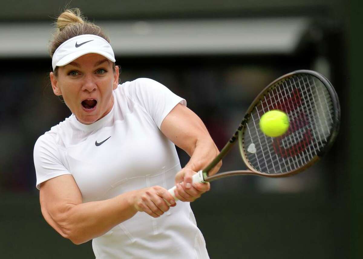 Simona Halep, who has not dropped a set at this year’s Wimbledon, defeated American Amanda Anisimova 6-2, 6-4.