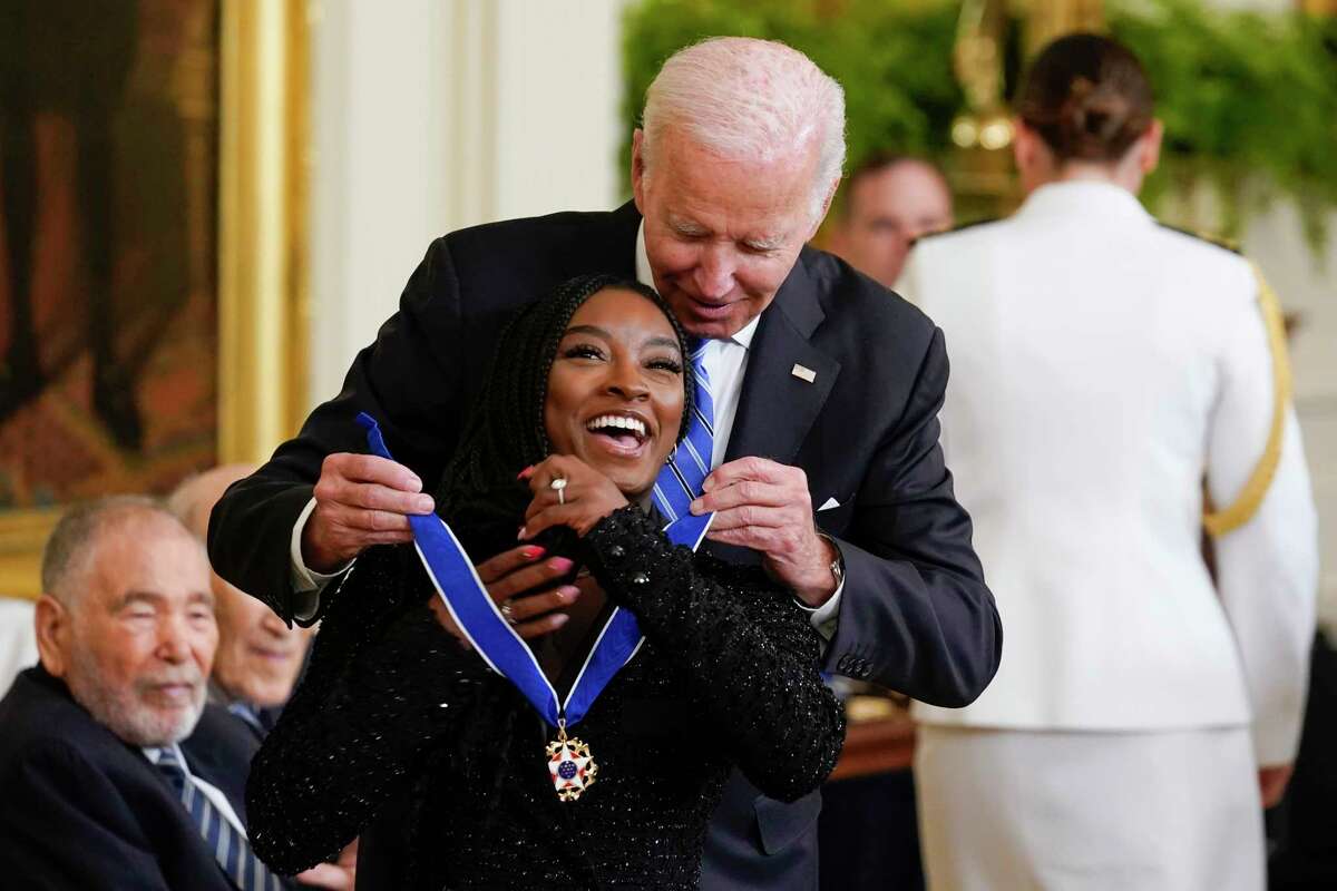 Simone Biles receives Presidential Medal of Freedom