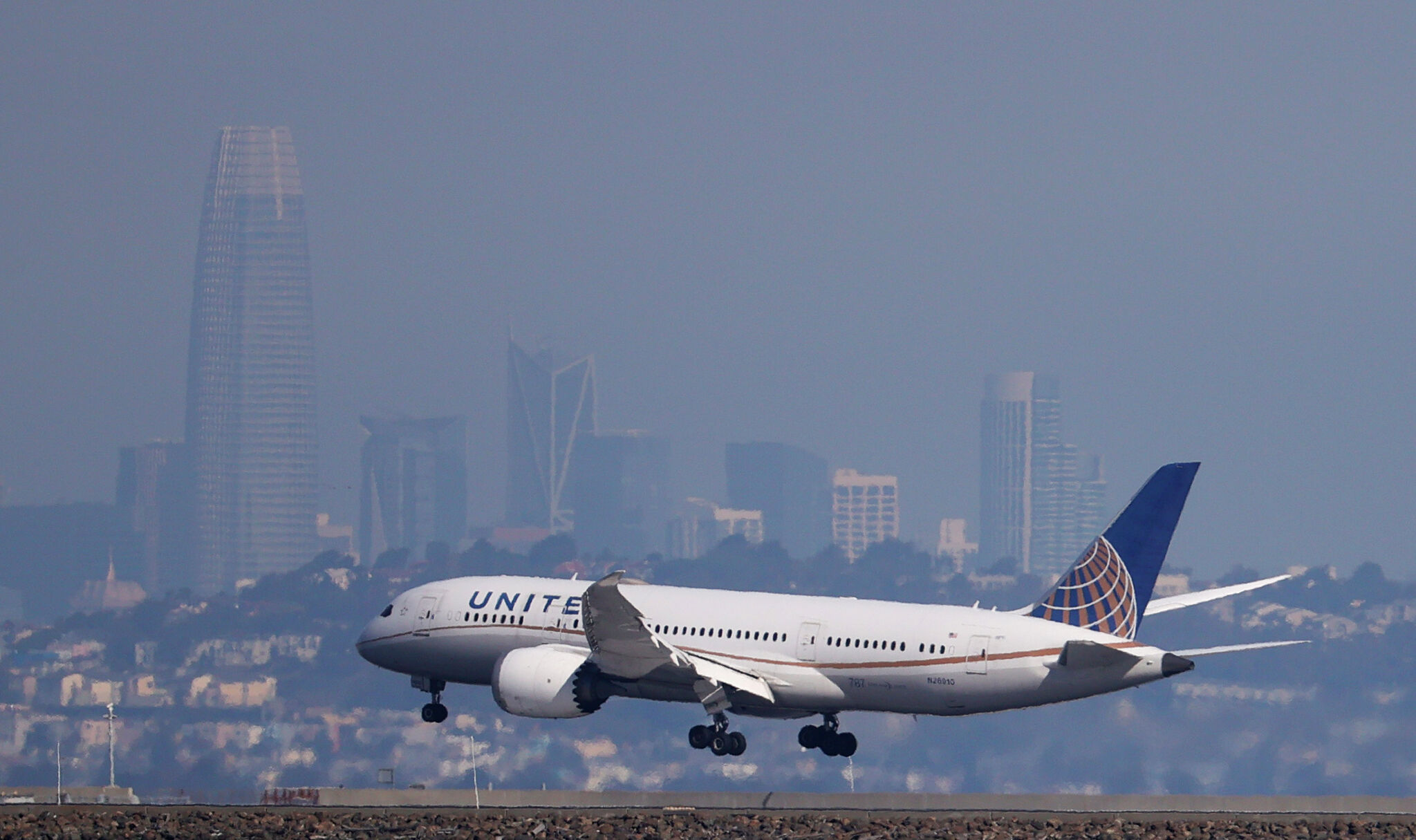 How to get a full refund if an airline cancels your flight