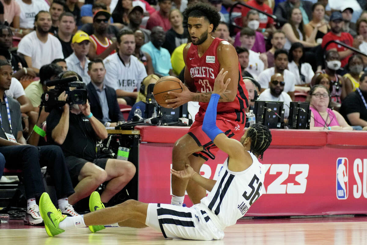 WATCH: Jabari Smith hits crazy buzzer-beater to win Summer League opener