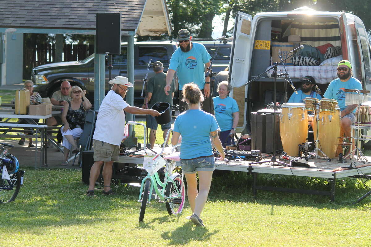 What happened at the sixth annual Onekama Block Party