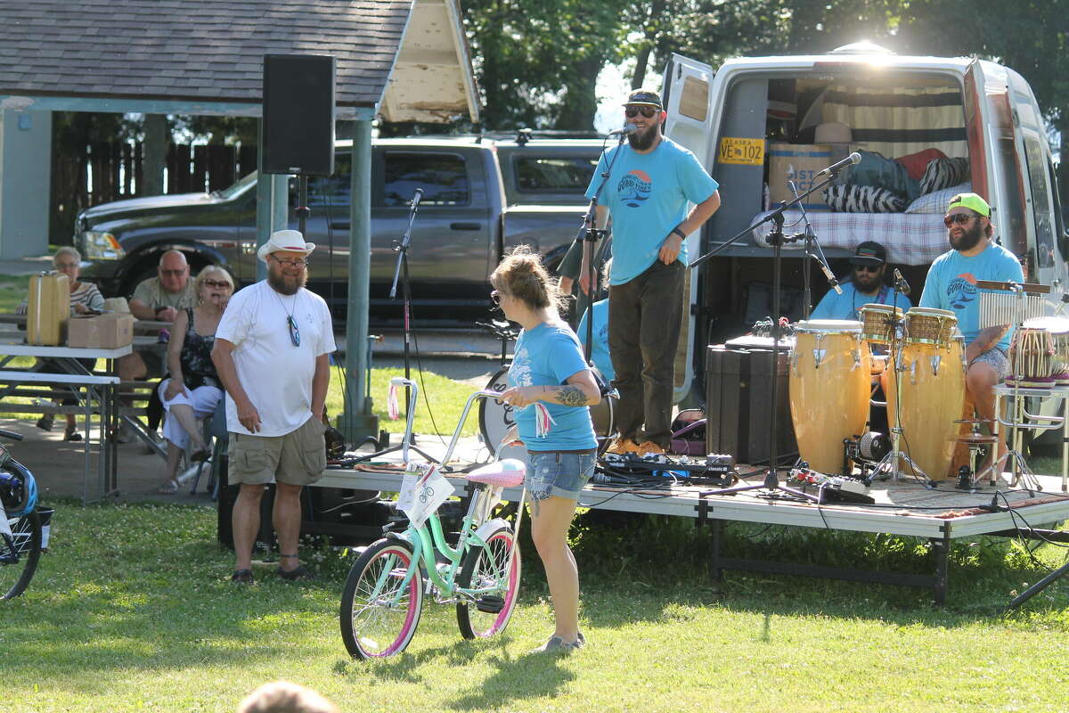 What happened at the sixth annual Onekama Block Party