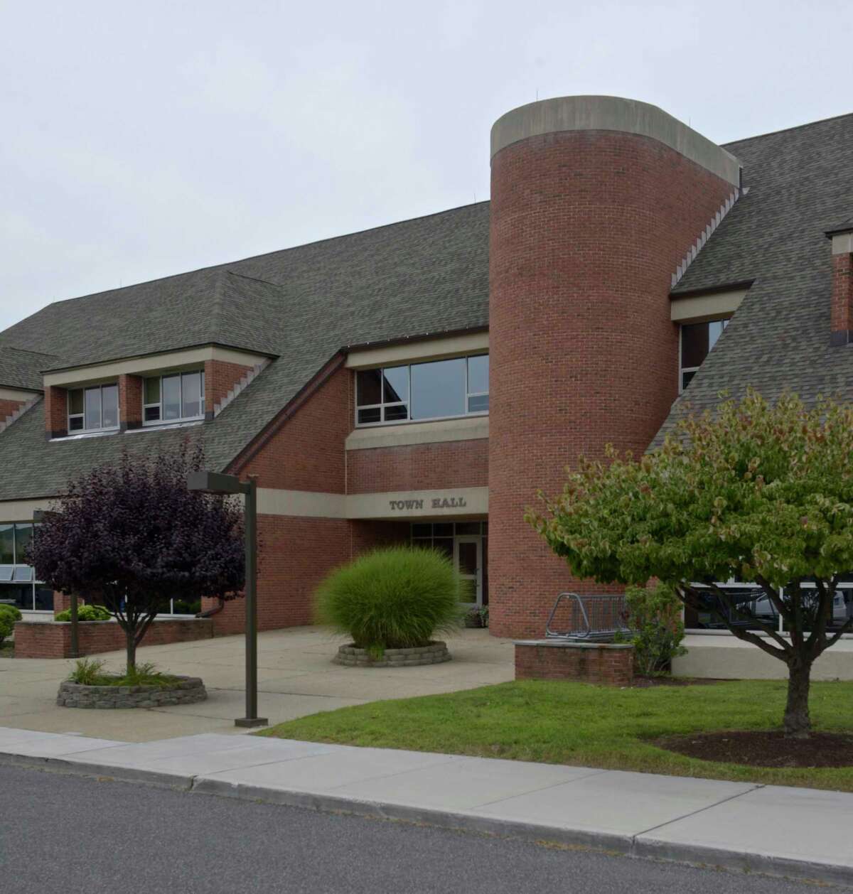 Potential probe into Brookfield’s finance chair could violate town