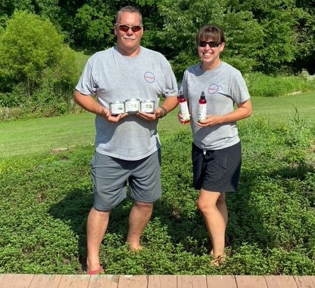 Bunker Hill duo battles bugs with herbal creations - Vimarsana News