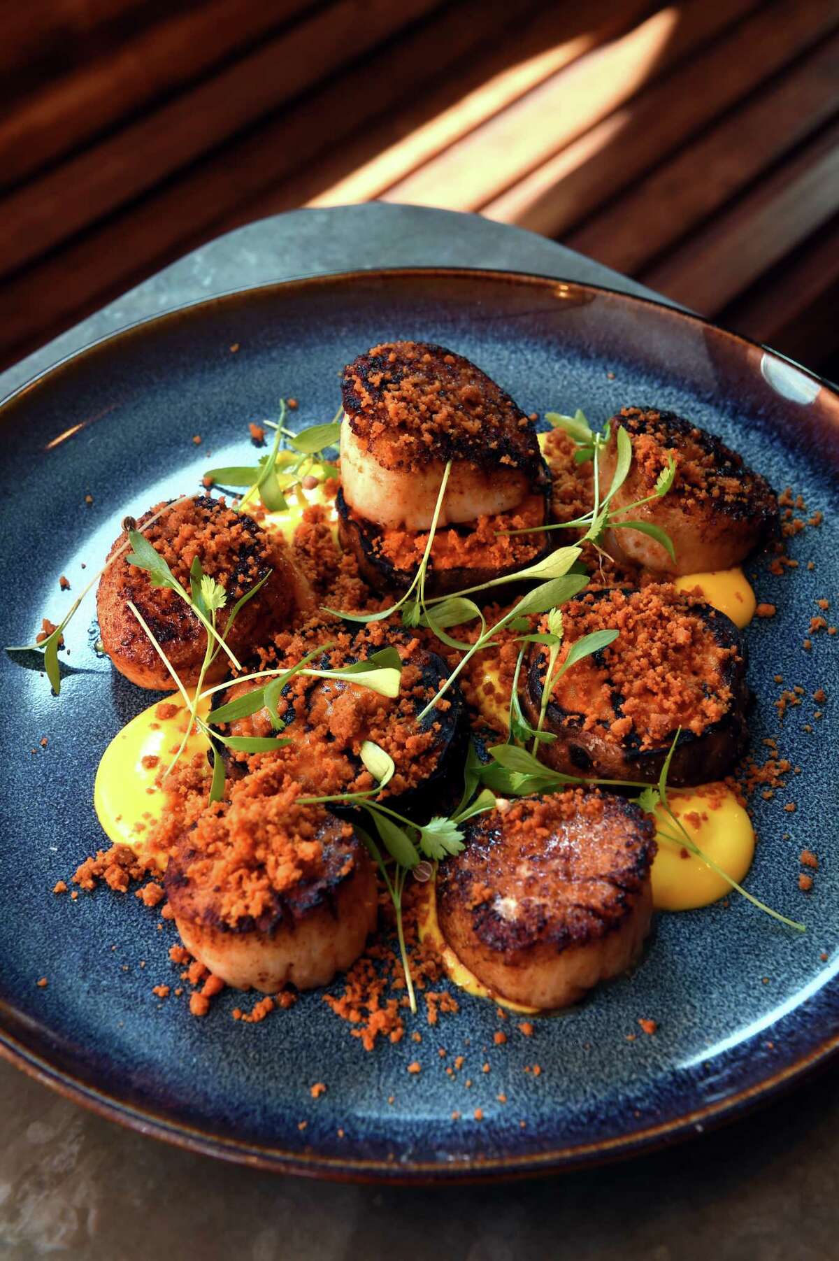 Fair Haven Oyster Co. opens on the Quinnipiac River in New Haven