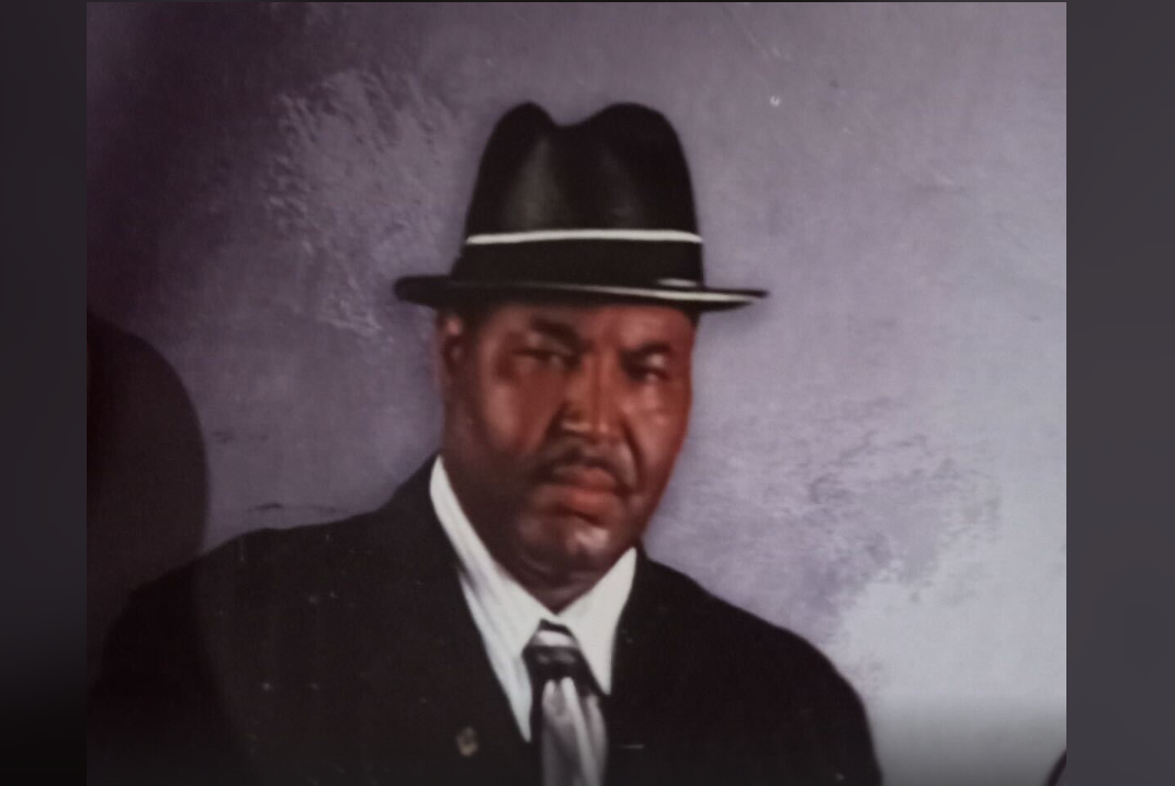 No charges for Houston cop who drove onto sidewalk killing Sunnyside man - Vimarsana News