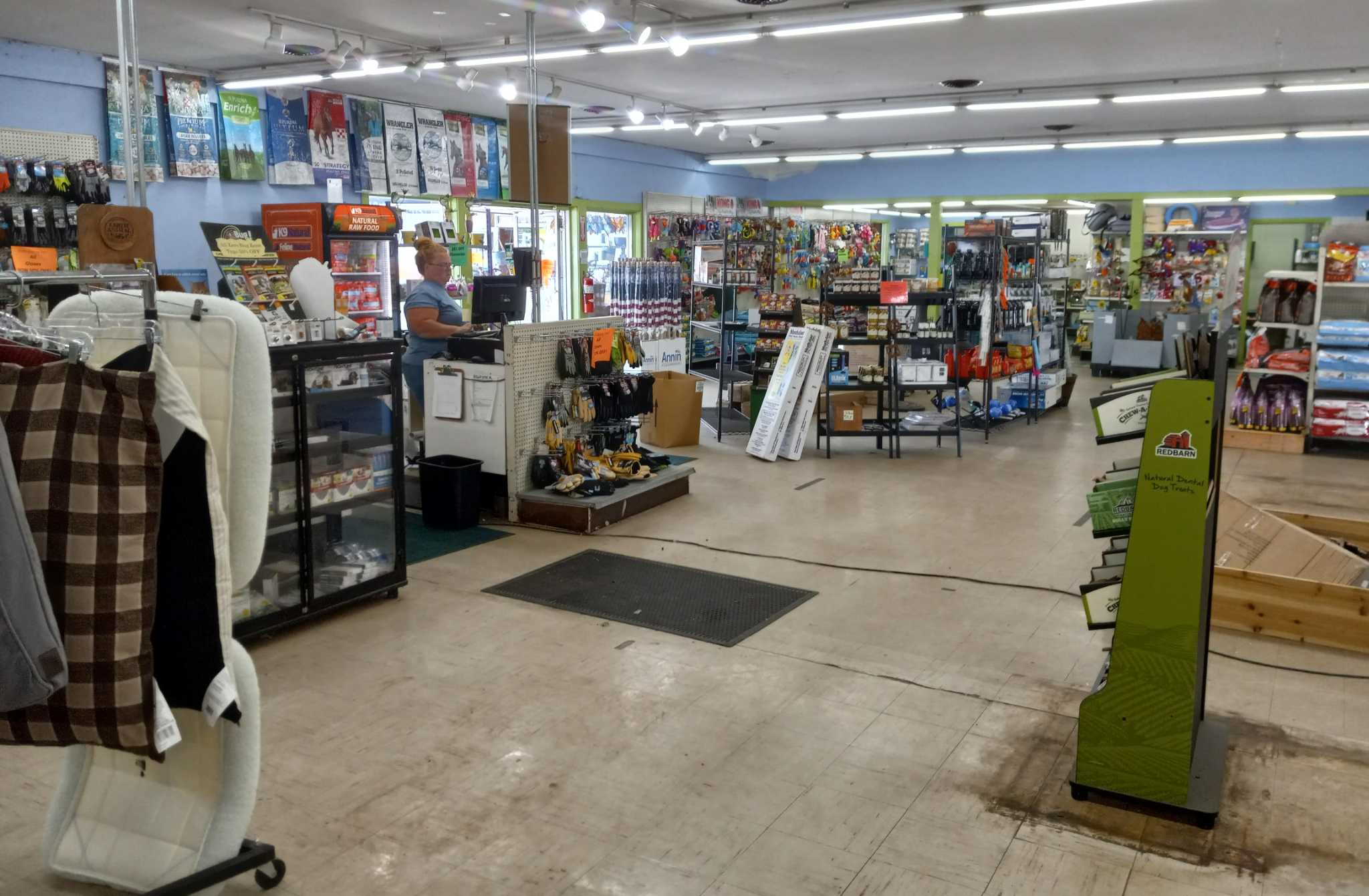 Torrington Agway clearing out inventory ahead of August closing