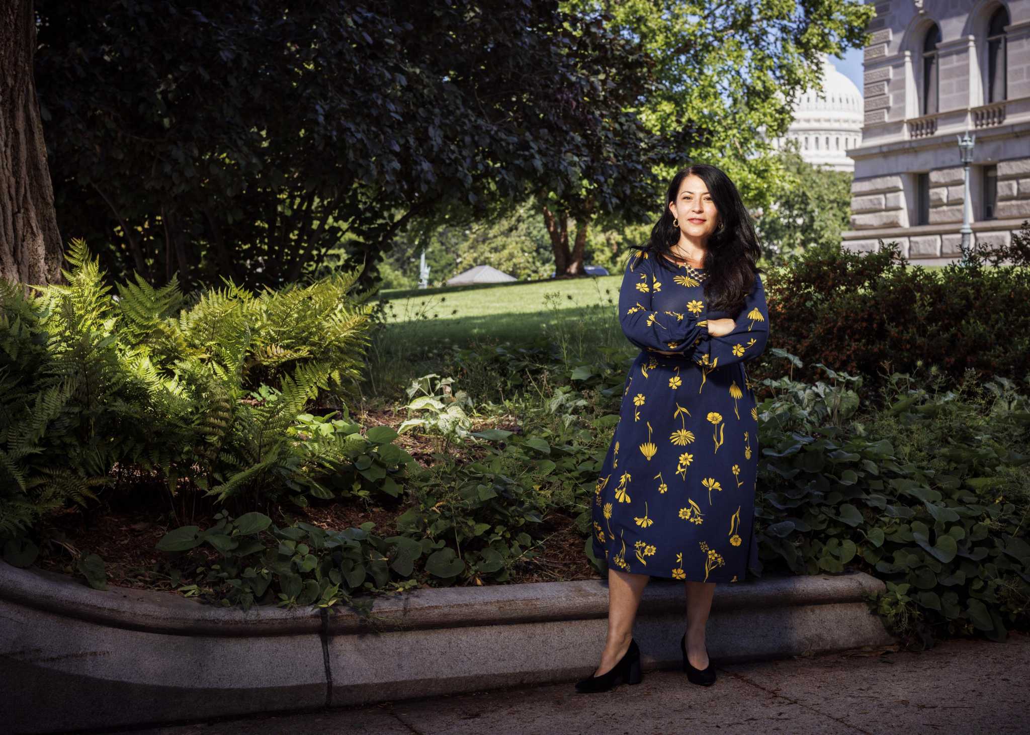 Ada Limón, Bay Area native, named next poet laureate of U.S. - Vimarsana News