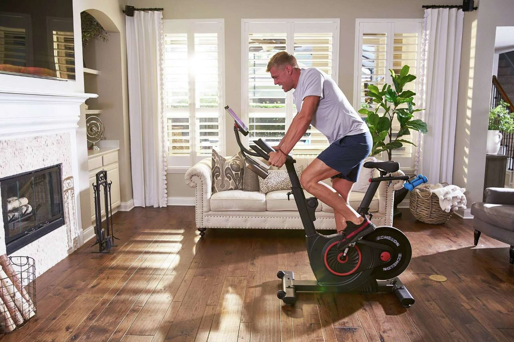 Echelon smart spin bike is $100 off 