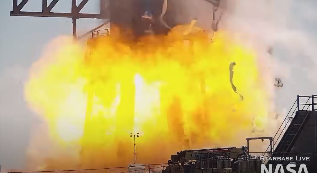 Video: SpaceX rocket engine explodes unexpectedly during test in Boca Chica, Texas - Vimarsana News