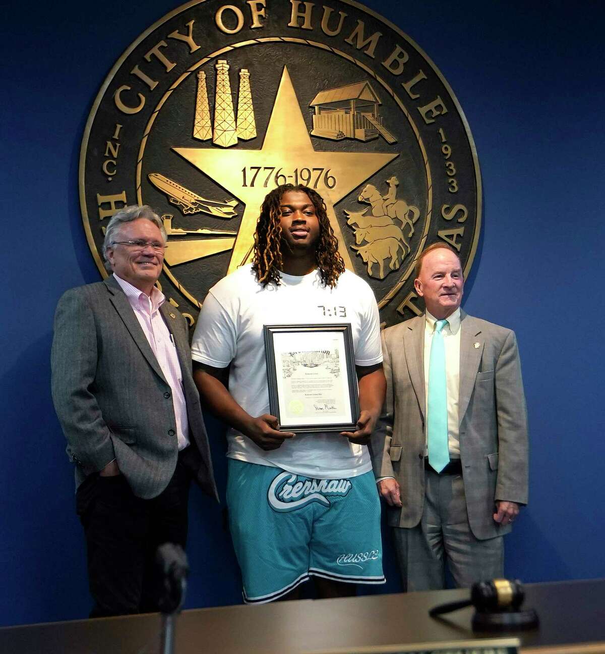 Texans rookie Kenyon Green's jersey retired by Atascosita High School