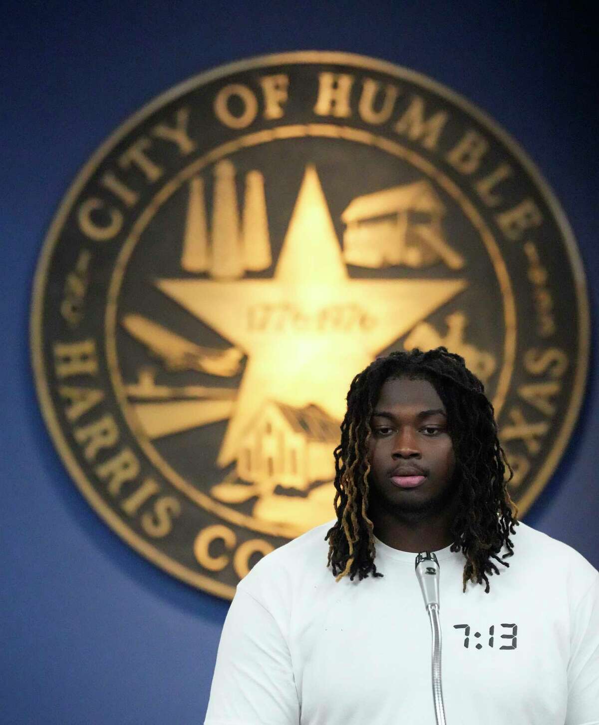 Texans rookie Kenyon Green's jersey retired by Atascosita High School