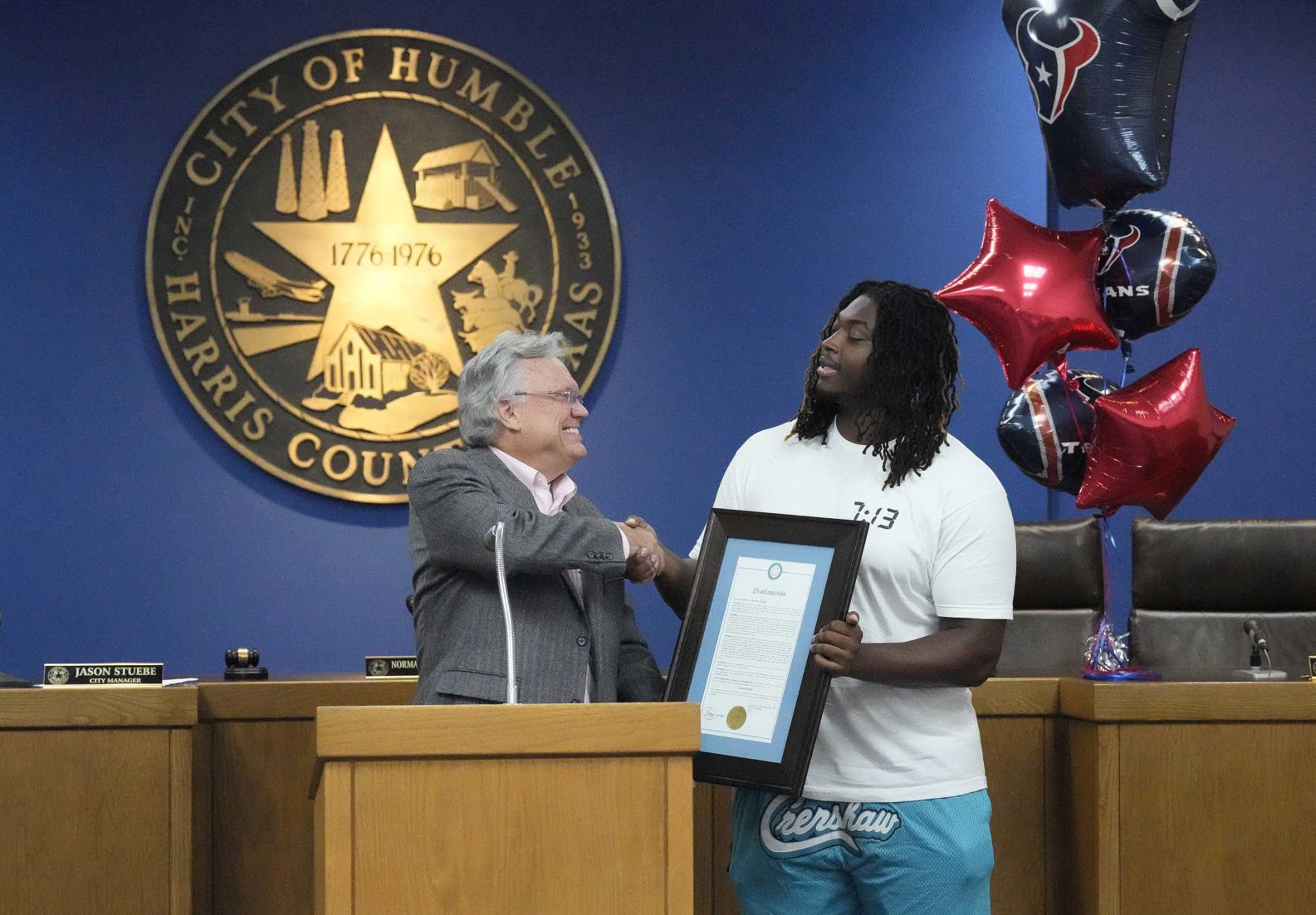 Atascocita Eagles retire Kenyon Green's jersey number