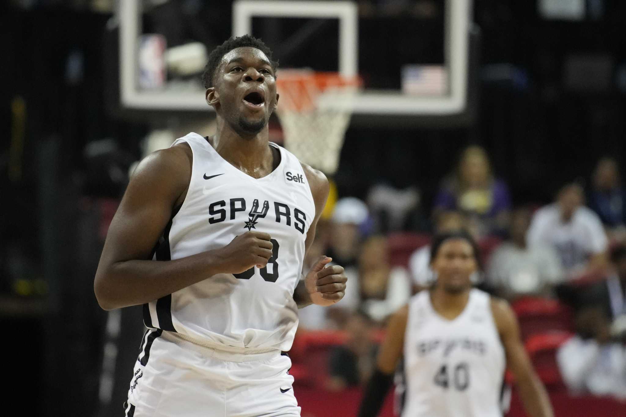 Report: Spurs shut down Victor Wembanyama after two Summer League games -  Pounding The Rock