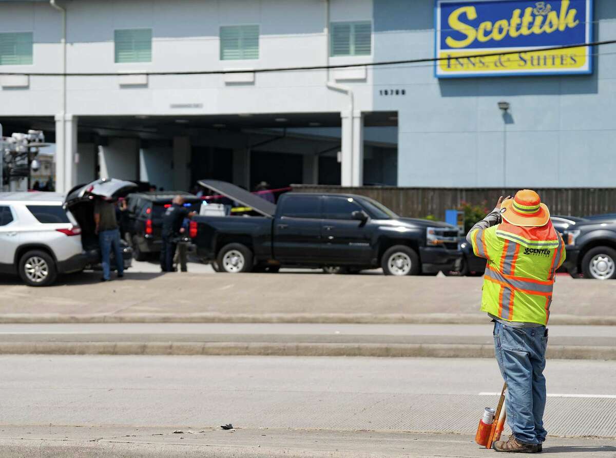 2nd fatal shooting by Harris Co. deputies in 5 days happens at motel