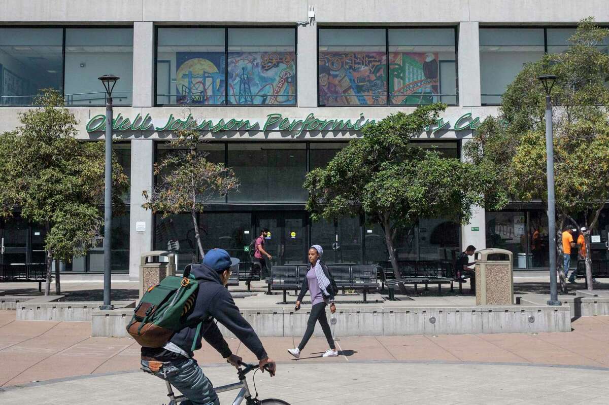 Students move through campus at Laney College in Oakland, Calif. Friday, Aug. 31, 2018.