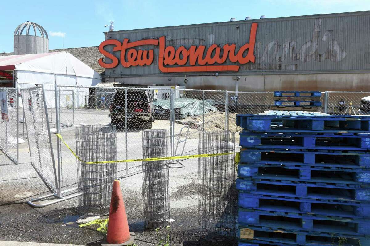 Constructing of a new garden center is underway at Stew Leonard’s, in Norwalk, Conn. July 13, 2022.