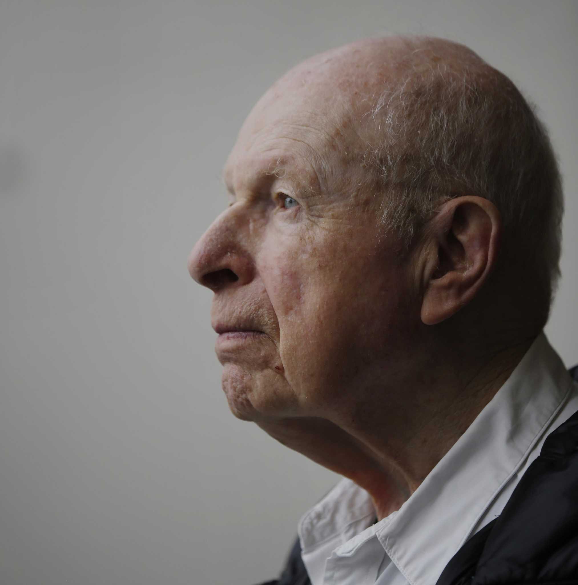Opinion: Director Peter Brook was 'a giant of the theater' - Vimarsana News