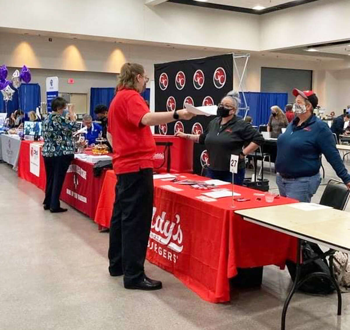 Business culture, flexibility among priorities for job seekers