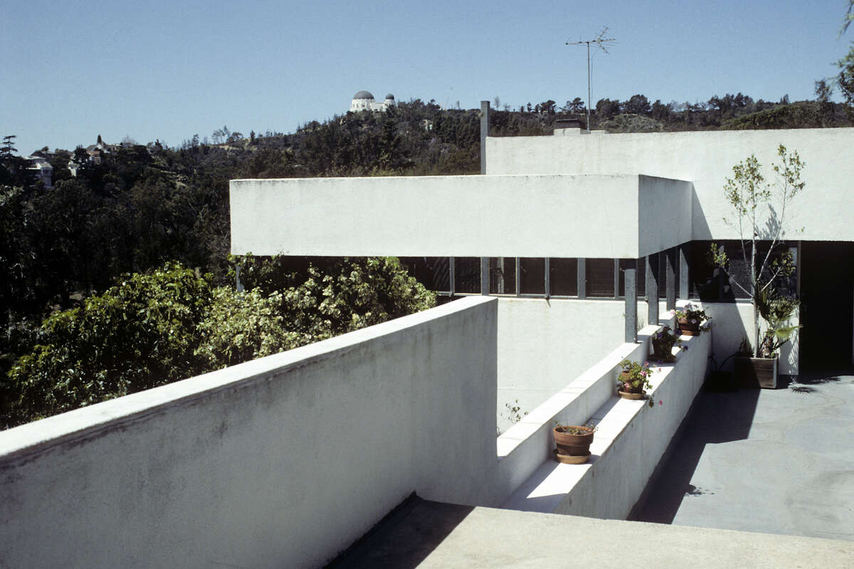 A view of Richard Neutra-designed Lovell House in 1991 in Los Angeles. 