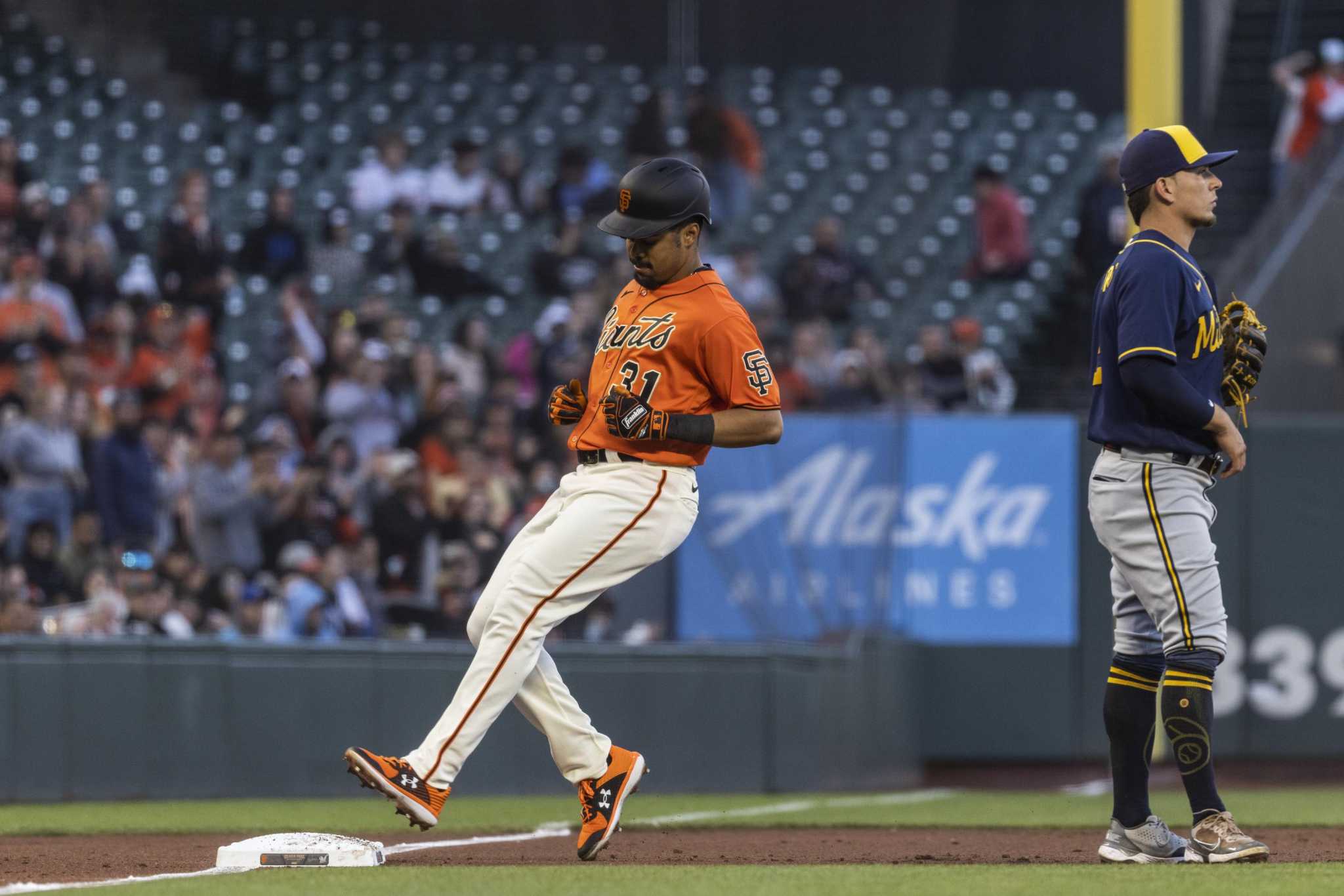 Luis González back with Giants as LaMonte Wade Jr. hits IL – KNBR