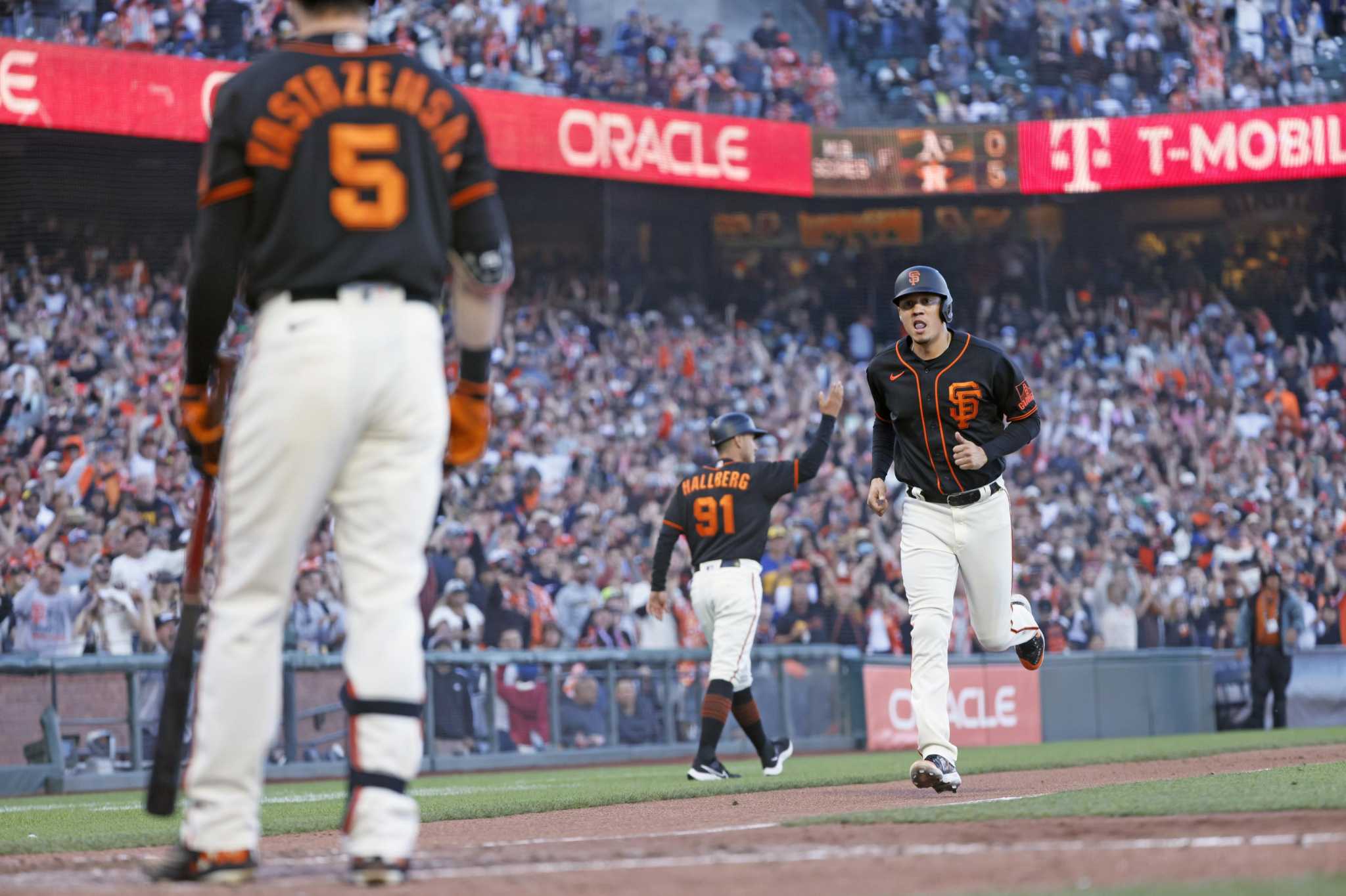 Giants' eighth inning rally falls short against the Padres – NBC Sports Bay  Area & California