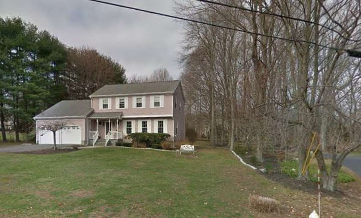 21 Firehouse Road, Trumbull
