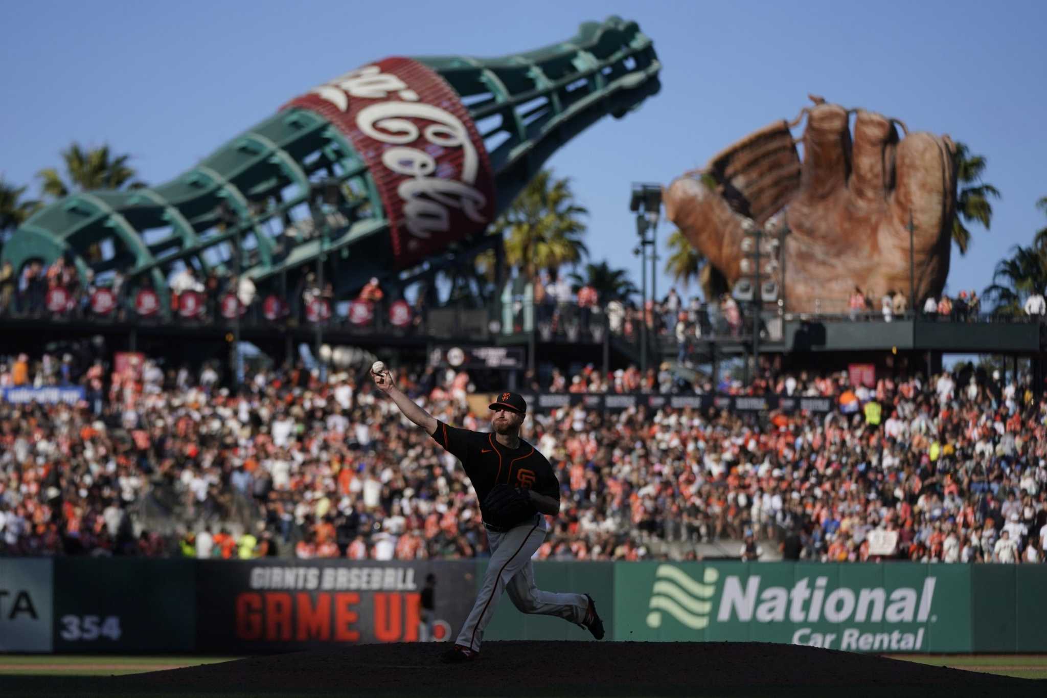Odd-year Giants? What's new and what's not about San Francisco's surge