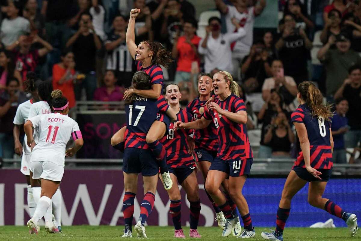 United States defeats Team Mexico in opening round of Women's