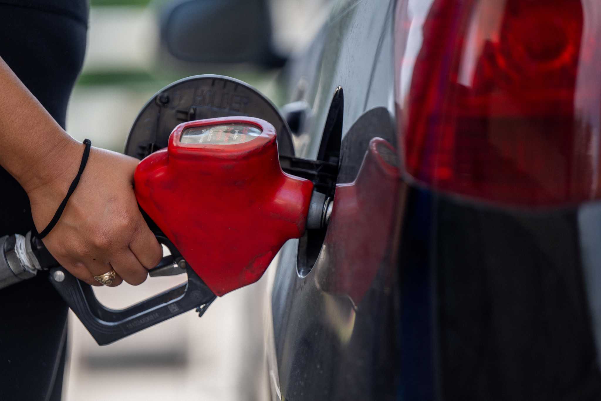 San Antonio gas prices start to fall after record highs