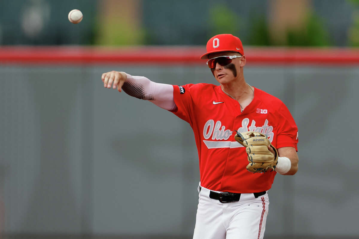 Reds first-round draft pick could play shortstop rather than third base