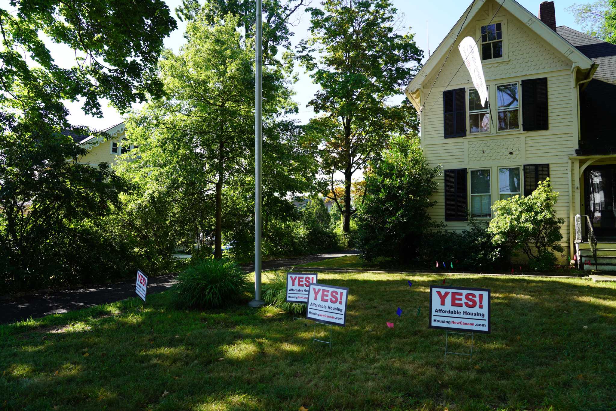 Experts find fault in proposed Main Street housing development in New Canaan - Vimarsana News