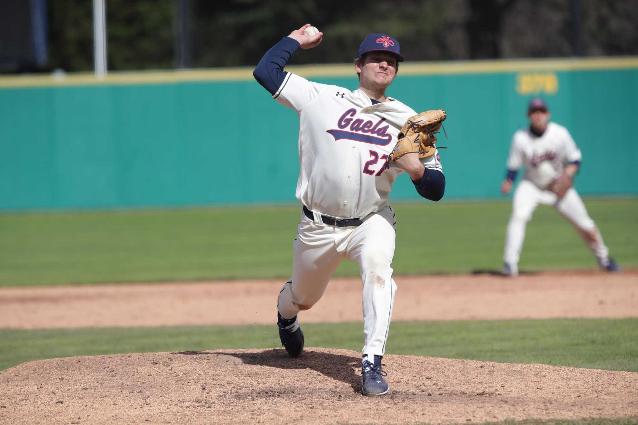 Giants’ first pick on third day of draft is St. Mary’s pitcher Sam Bower